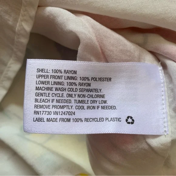 Rixo Feminine & Flirty Floral Puff Sleeve Maxi Dress Size 8 Ivory Red Blue NWT - Picture 13 of 17